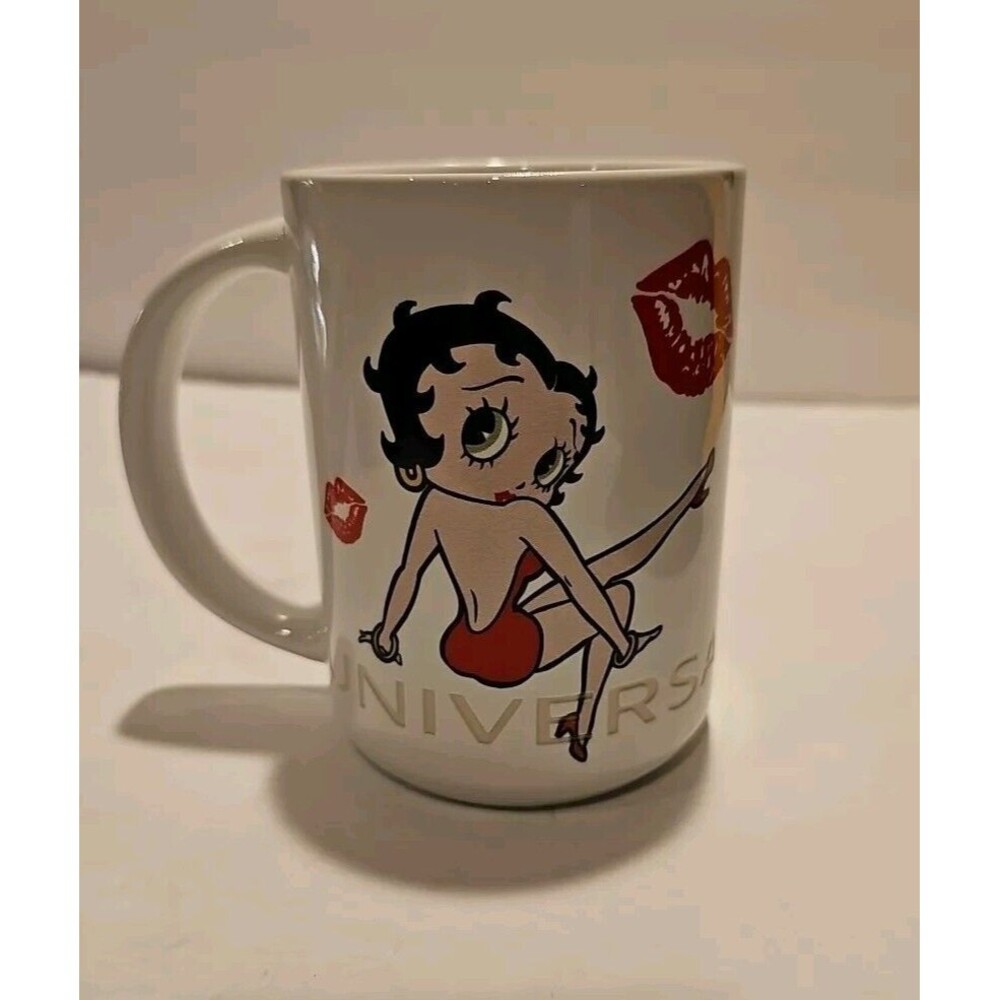 Betty Boop Universal Studios Coffee Mug / Cup Hearts
